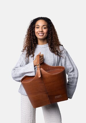 Project 72 - Stor kurv i skinn, walnut