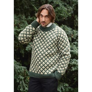 2511 Nr. 3 - Christmas Tree Sweater Man